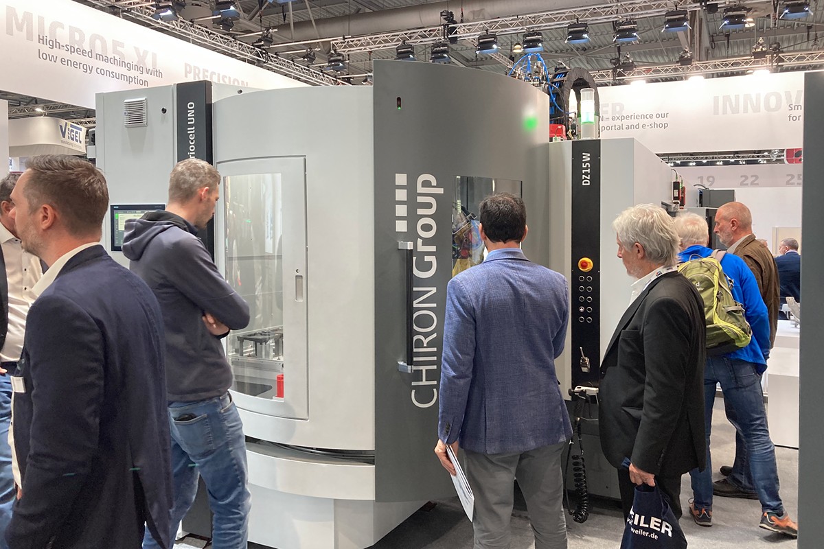 Four hours of autonomous production of pump housings on one side of the table, two hours machining fan covers for mechanical engineering – with the highly productive combination of DZ 15 W and Variocell UNO.