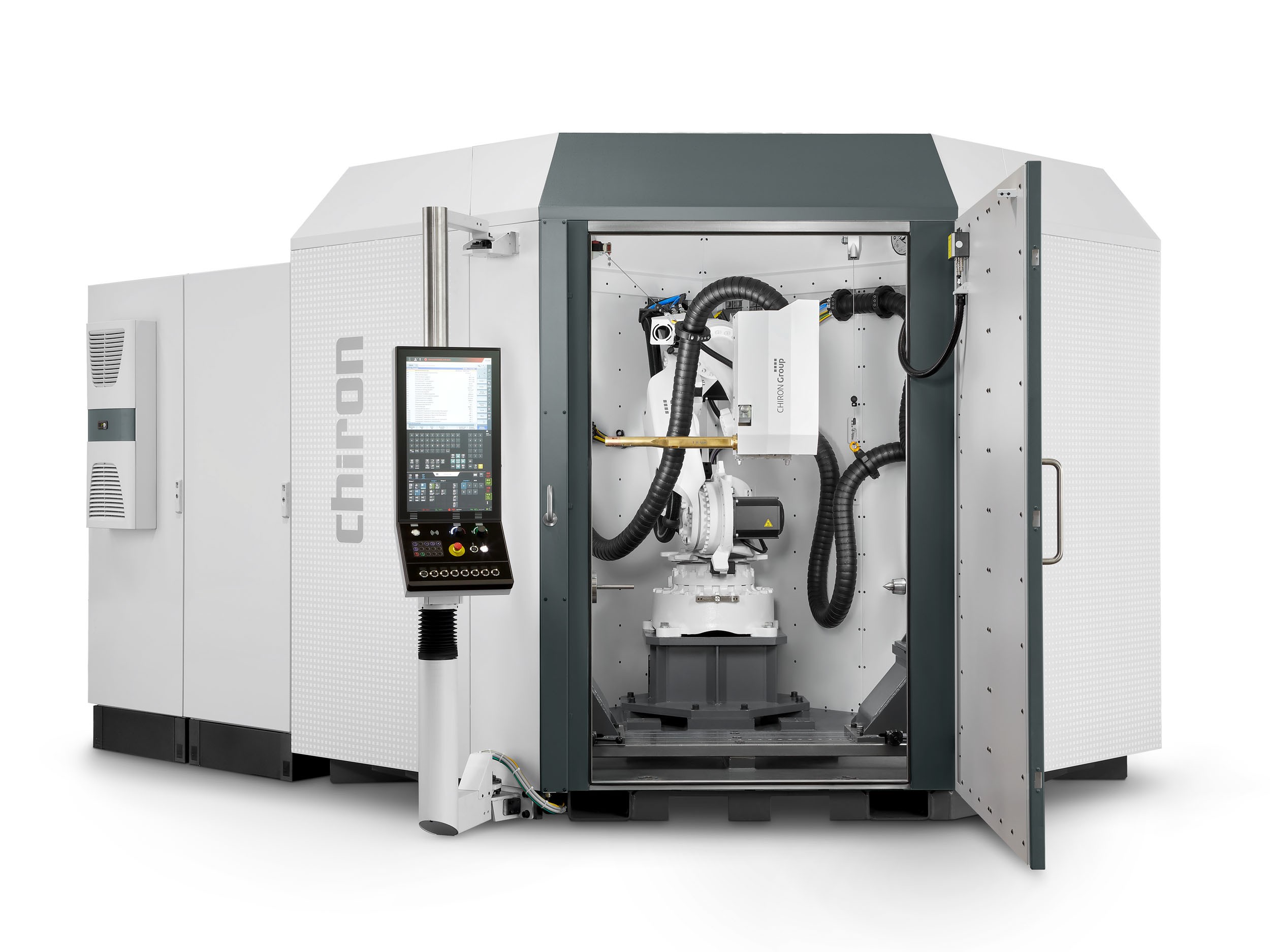 With its three deposition heads, the AM Cube can apply both wire and metal powder as welding filler.