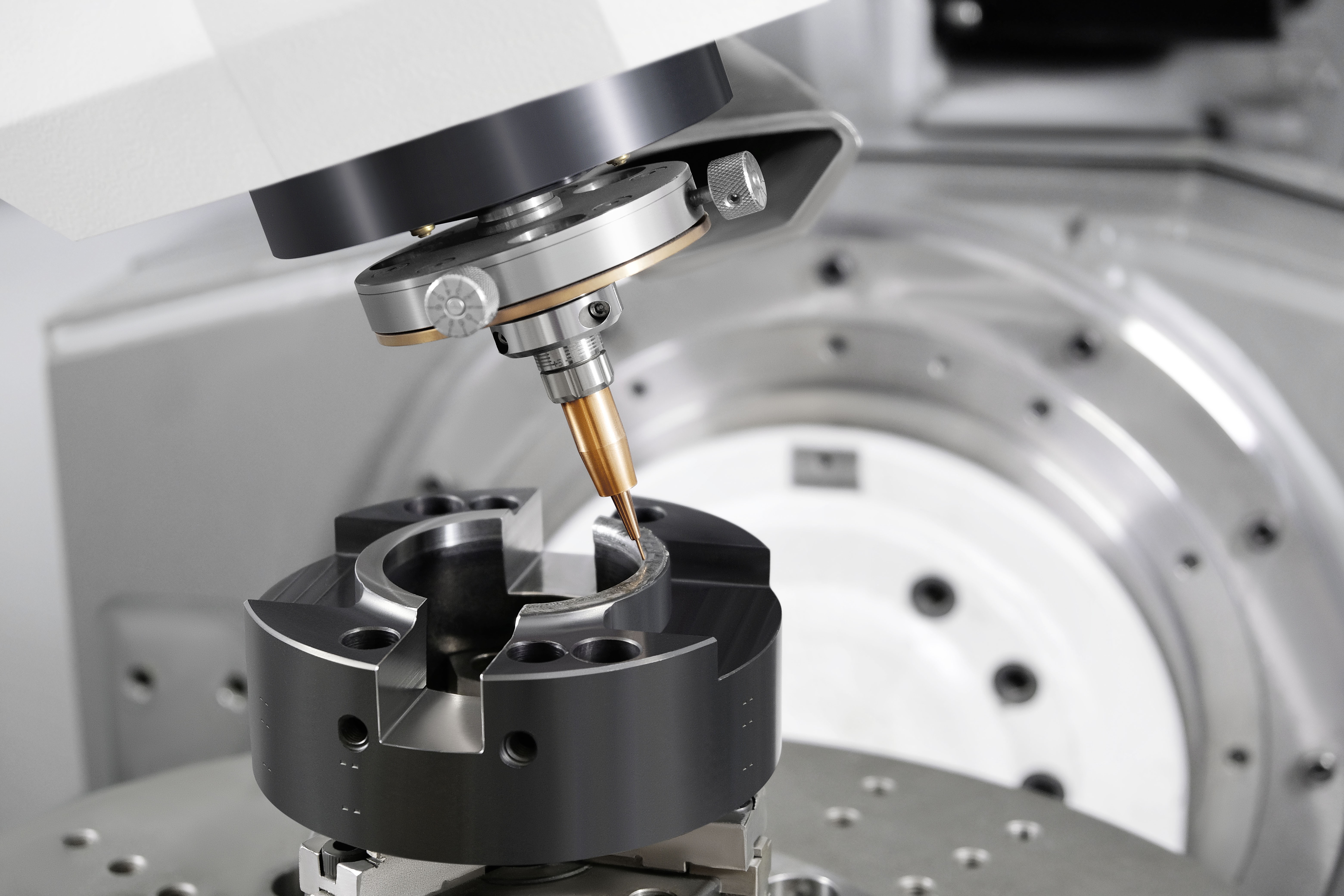 Die automatisierte LMD-Reparatur von Schnittringen in der Anwenderpraxis. Das Ergebnis – deutlich weniger Materialeinsatz und eine 3-fach höhere Standzeit.