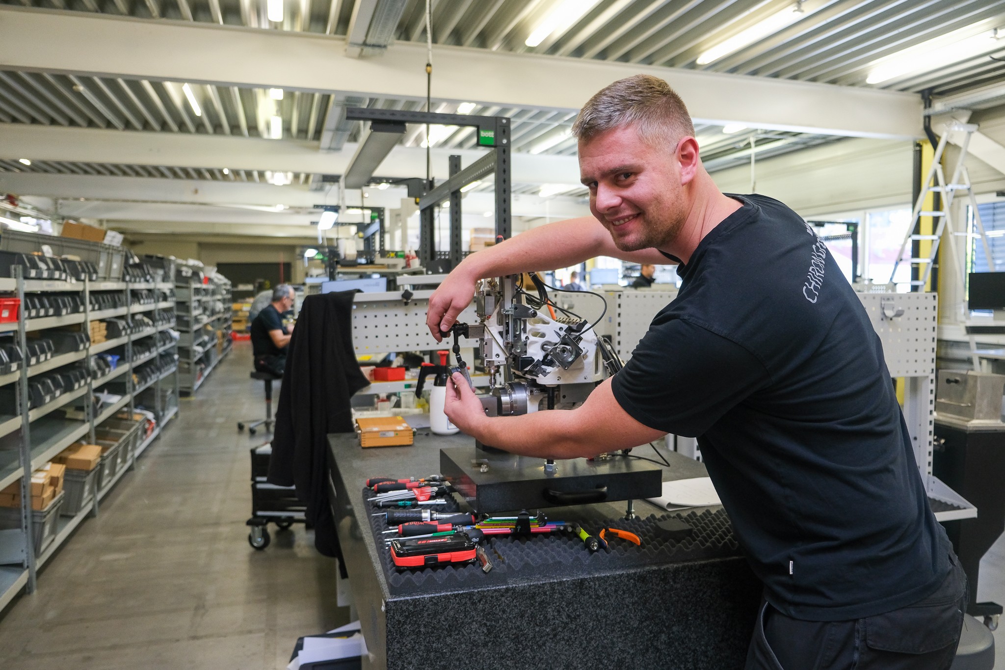 In den nächsten zwei Jahre sollen 200 der kompakten Maschinen am Standort Tuttlingen in Serie produziert werden.