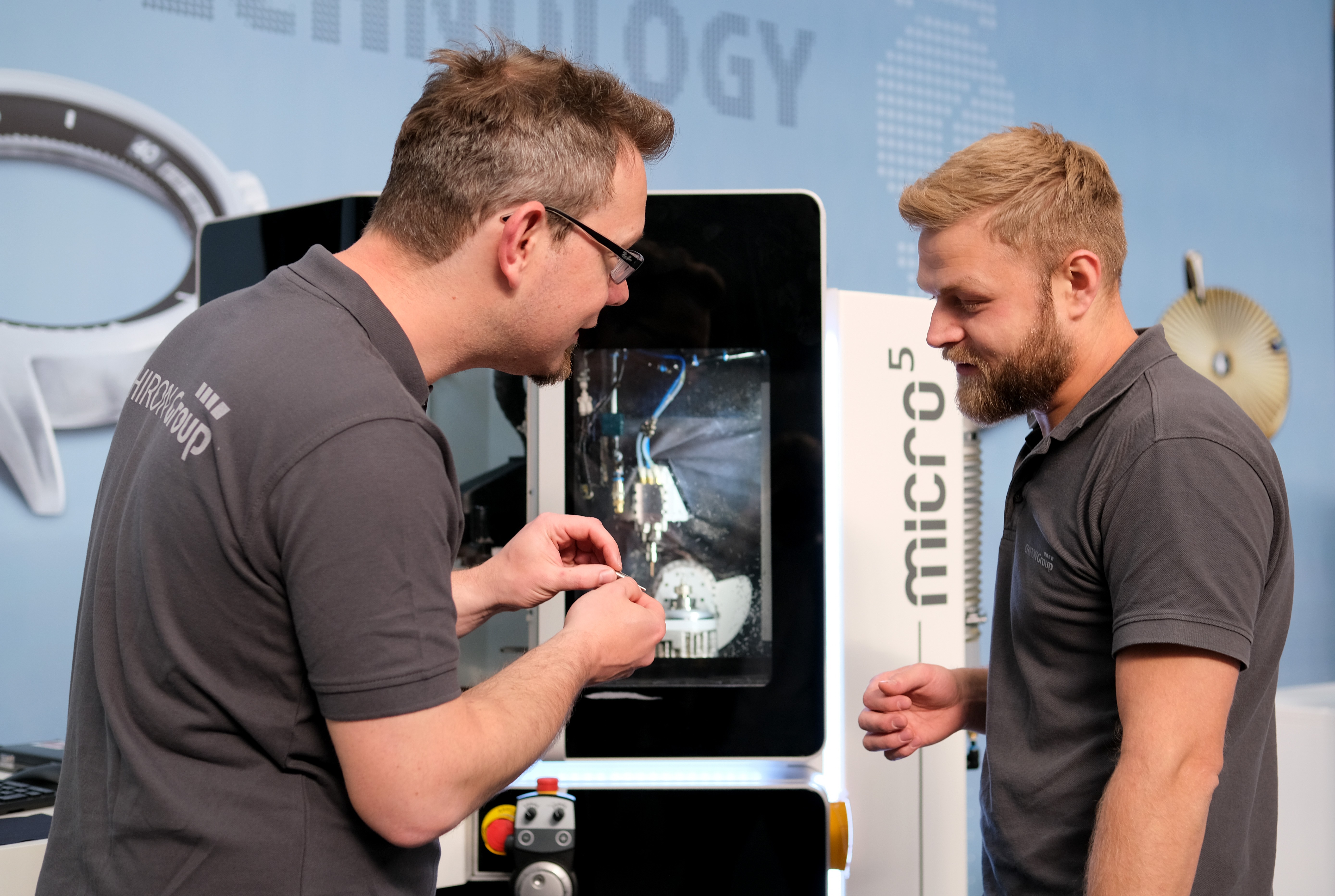 Extremely compact and highly dynamic: The Micro5 machining center ensures maximum efficiency in micro-machining.