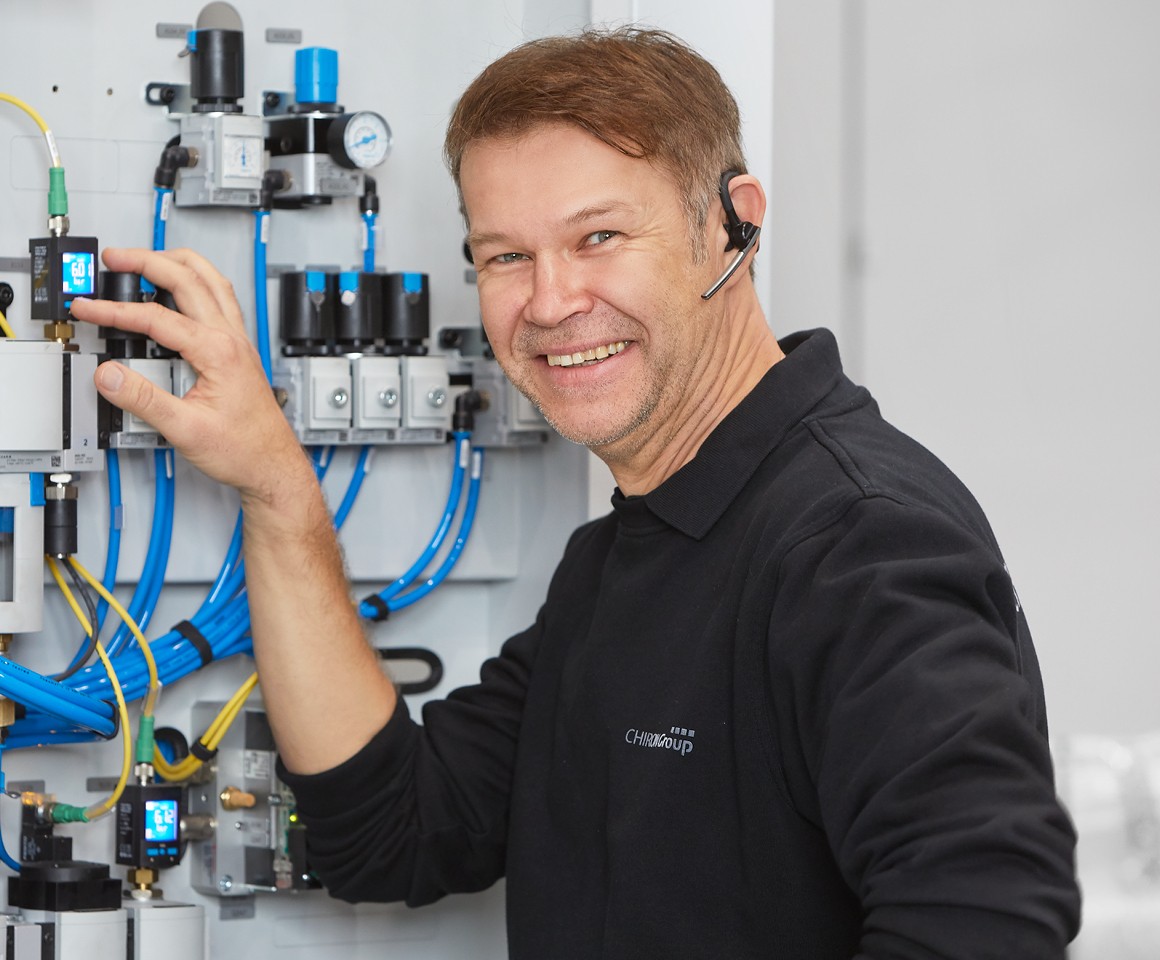 career–financial-benefits–employee-rewards–industry-pay-scale–bonus-scheme