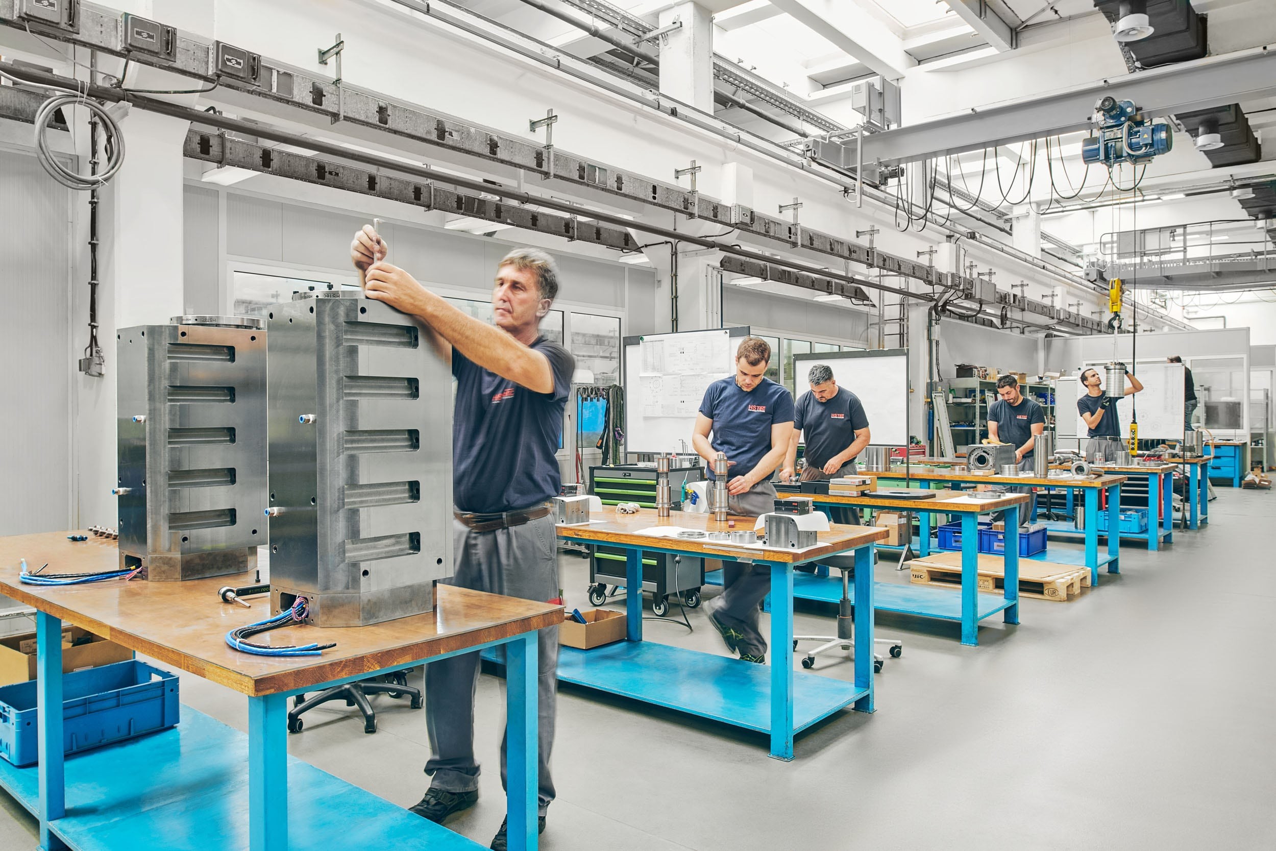 HSTEC is now a brand of the CHIRON Group and benefits from the company's global presence and expertise in mechanical engineering.