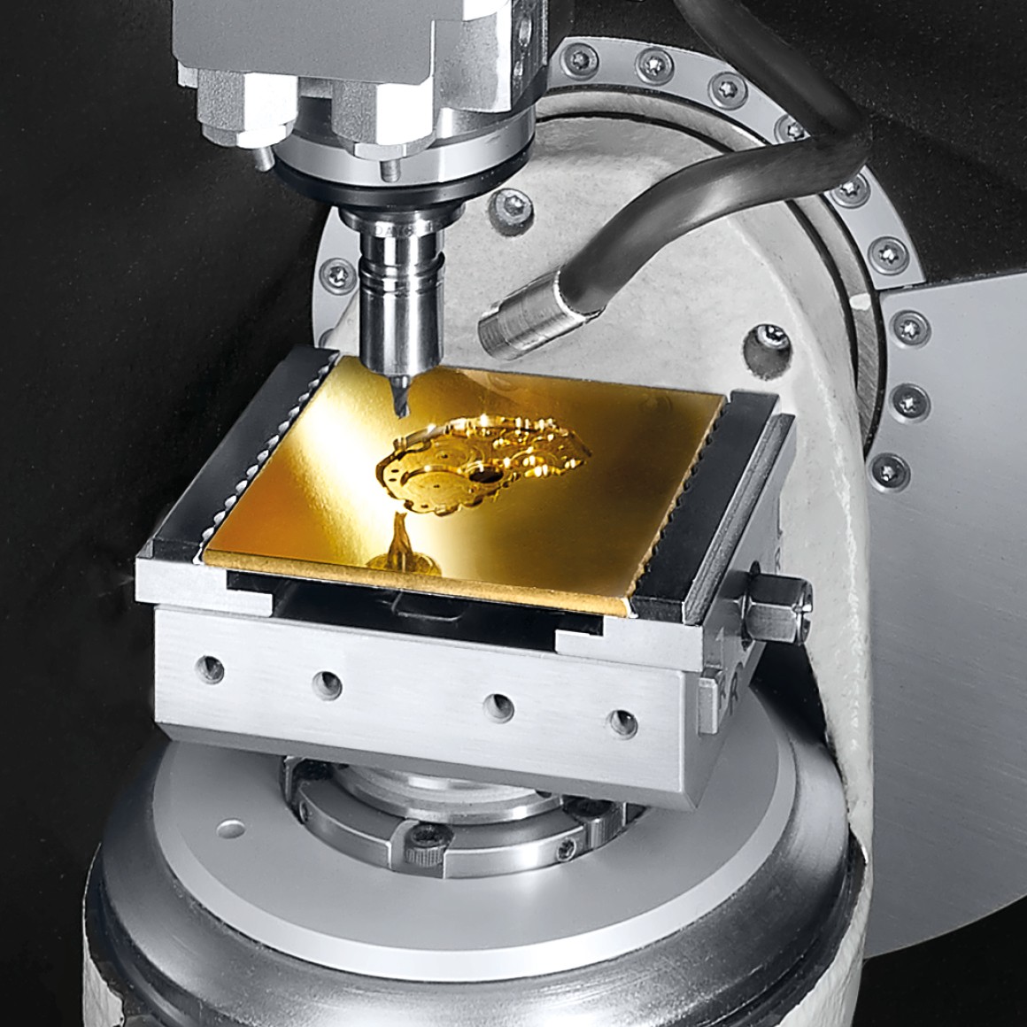 industries-precision-technology-engraving-surface-perfection