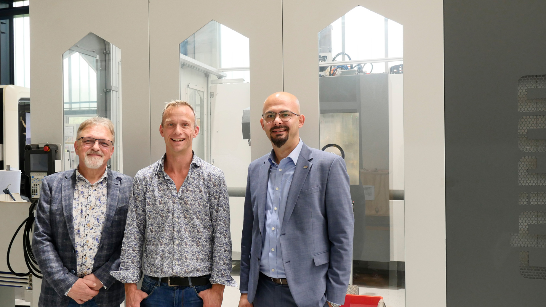 Roland Ranisch (Chiron Group SE), Björn Aleit (Aleit GmbH) and Kenan Sanli (Fritz Studer AG) – a long-standing and successful partnership for constant innovation in production.